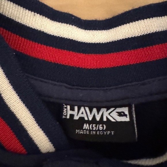 blue jacket kid size 5-6 years old with white sleeve and pocket - Picture 7 of 8